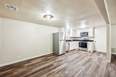 306 Short St, Tahlequah, OK 74464 - photo 7