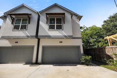 912 W 35th St unit A, Houston, TX 77018 - photo 2