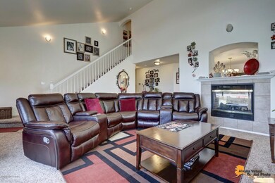 Spacious Main Living-Vaulted Ceilings