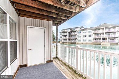 500 Waters Edge Dr unit 500, Newark, DE 19702 - photo 3