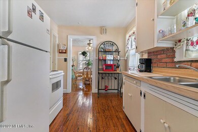 1297 Murray Dr, Jacksonville, FL 32205 - photo 3