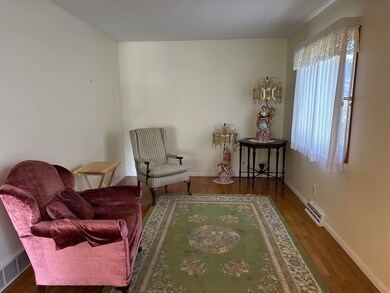 702 Clearview Dr unit 4, Decorah, IA 52101 - photo 6