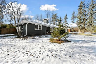 02-1511-Hitching-Post-Rd-East-Lansing-MI
