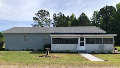 1005 Lesane Pressley Ln, Lynchburg, SC 29080 - photo 2