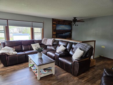 134 Minuteman Dr, Millinocket, ME 04462 - photo 7