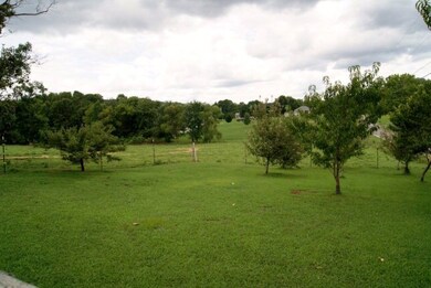 9042 Spring Creek Rd, Cookeville, TN 38506 - photo 3