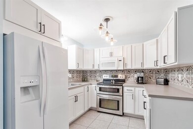 122 Myrtle St, South Bend, IN 46637 - photo 6