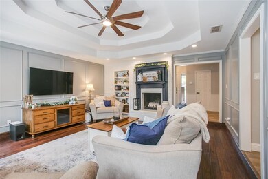 208 Norfolk Dr, Bedford, TX 76021 - photo 4