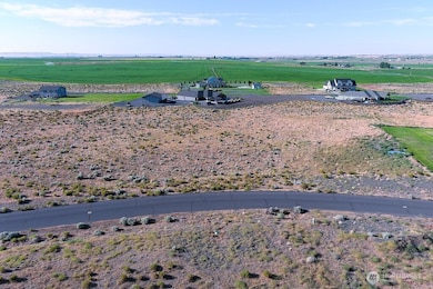 329 Desert Hills Loop SE, Moses Lake, WA 98837 - photo 3