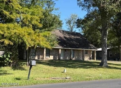 307 E Butcher Switch Rd, Lafayette, LA 70507 - photo 2