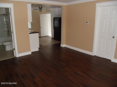 1407 Maple St, Niles, MI 49120 - photo 3