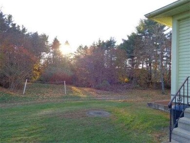 756 Quinebaug Rd, Quinebaug, CT 06262 - photo 7