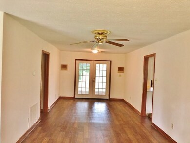 222 Wilson Dr, McComb, MS 39648 - photo 5