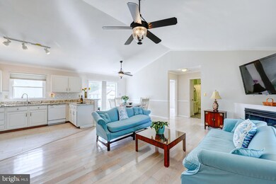 736 Hickman Dr, Ocean View, DE 19970 - photo 2