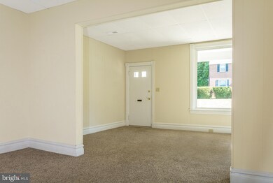 232 N Grant St, Waynesboro, PA 17268 - photo 3