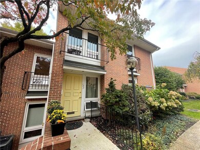 135 E Market St unit 4, Bethlehem, PA 18018 - photo 3