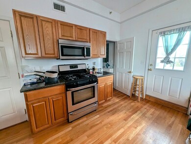 109 Boylston St unit 3, Malden, MA 02148 - photo 2