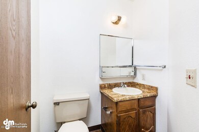 Half Bath 20180619-DW-8954-SMALL