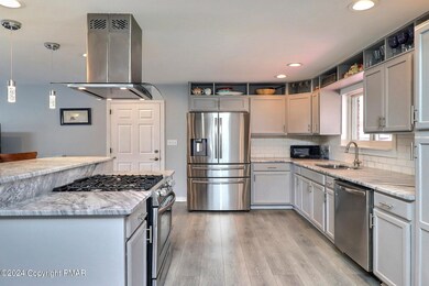 1613 N 5th St, Stroudsburg, PA 18360 - photo 6