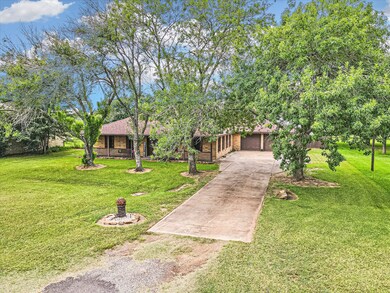 32234 Sky Lakes Dr, Waller, TX 77484 - photo 4