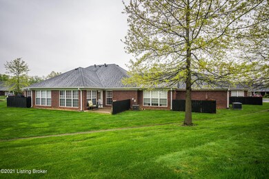 10005 Chenoweth Vista Way-04