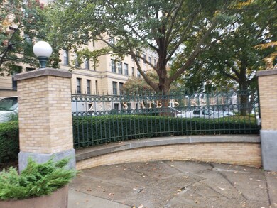 Classical High Condominiums unit 107, Springfield, MA 01103 - photo 2