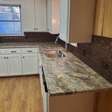 1116 Allen St, Rosenberg, TX 77471 - photo 6