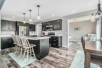 217 W Longfellow Blvd, Columbia City, IN 46725 - photo 5