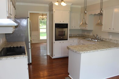 135 Deerfield Cir, Manchester, TN 37355 - photo 6