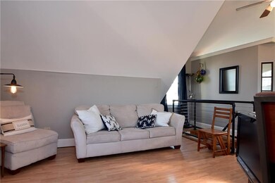 18 Hill St unit 4, Portland, ME 04102 - photo 5