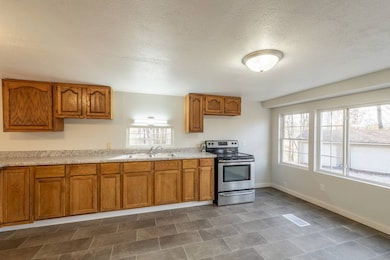 788 Red Brush Rd, Jackson, OH 45640 - photo 6