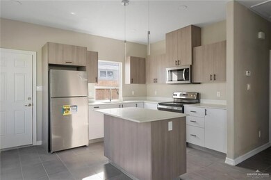 3309 Frio Ave unit 3, McAllen, TX 78504 - photo 3