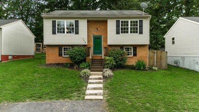 1608 4th St, Waynesboro, VA 22980 - photo 2