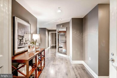 The Ritz-Carlton Residences, Baltimore, MD 21230 - photo 4