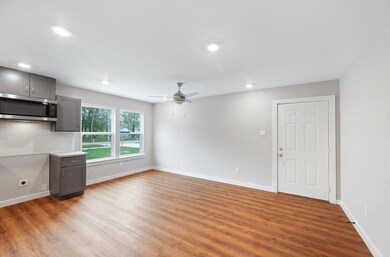 6617 Bacher St unit B, Houston, TX 77028 - photo 5