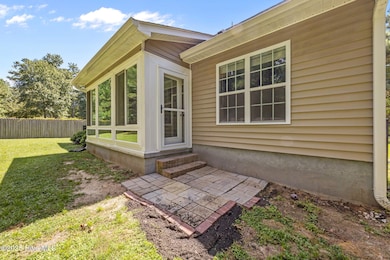 254 Sellhorn Blvd, New Bern, NC 28562 - photo 6