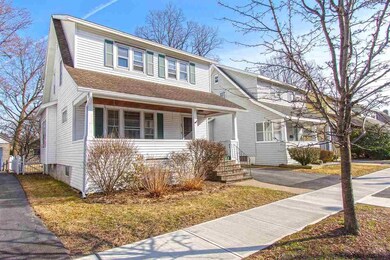 55 Edgecomb St, Albany, NY 12209 - photo 2