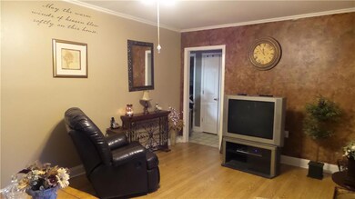 ALL NEW PAINT WITH FAUX WALL AND WOOD LOOK LINOLIE