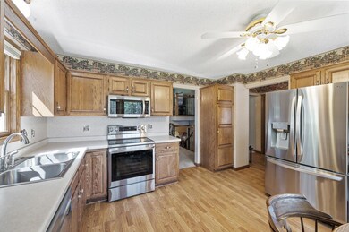12996 Grouse St NW, Coon Rapids, MN 55448 - photo 5