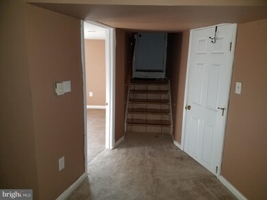310 Second Ave unit B, Halethorpe, MD 21227 - photo 3
