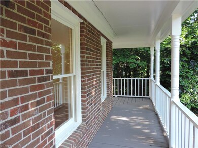 4474 Kendale Rd, High Point, NC 27265 - photo 3