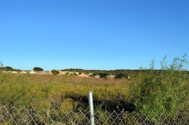 6111 Sportsmans Pkwy, Dallas, TX 75211 - photo 4