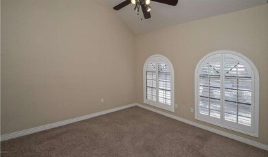 002_Living Area