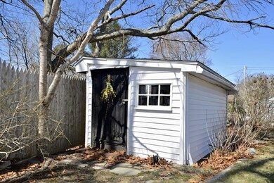 16 Page St, South Dartmouth, MA 02748 - photo 5