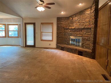 1109 S 33rd St, Broken Arrow, OK 74014 - photo 7