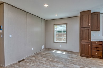 8492 Reedy Creek Rd, Bristol, VA 24202 - photo 3