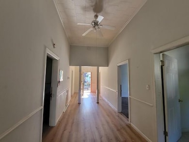 Entry/Hallway