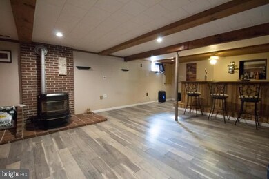 310 W 38th St, Reading, PA 19606 - photo 7