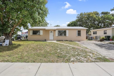 5624 S 37th Ct, Greenacres, FL 33463 - photo 2