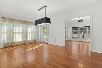 348 Sound Beach Ave, Old Greenwich, CT 06870 - photo 5